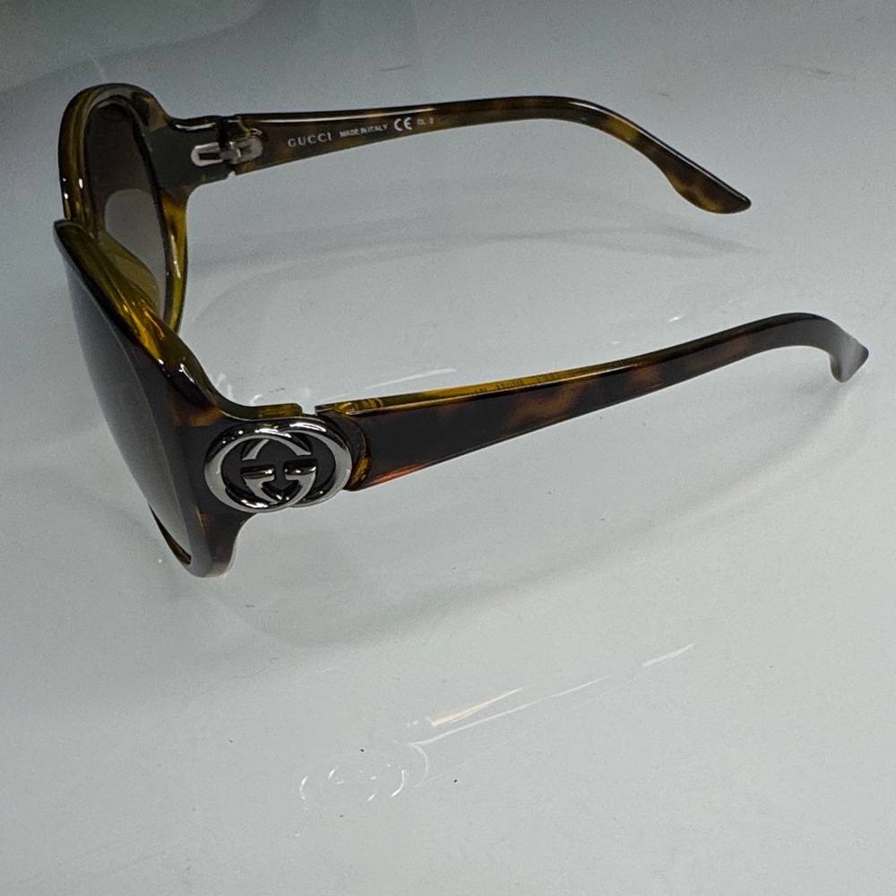 Gucci Brown Tortoise Sunglasses - Picture 3 of 6